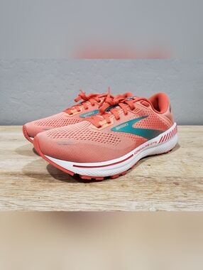 BROOKS Women's Adrenaline GTS 22 Running Shoes (9.5M) Tangerine/Turquoise